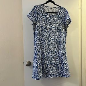 Vineyard Vines Blue and White Dress Size L